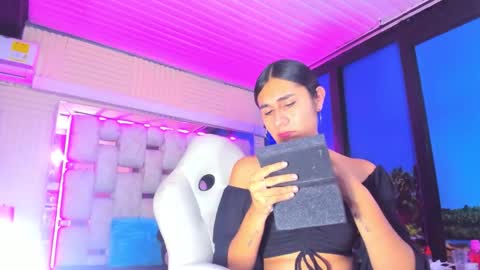 Snapshot of mahiara_hot chatting on May 15, 5:31 pm mahiara hot online show from May 15, 5:31 pm
