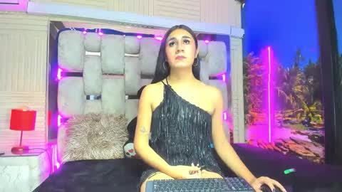Snapshot of mahiara_hot chatting on May 27, 2:25 pm mahiara hot online show from May 27, 2:25 pm
