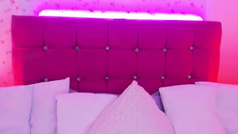 Mai online show from February 16, 8:05 pm