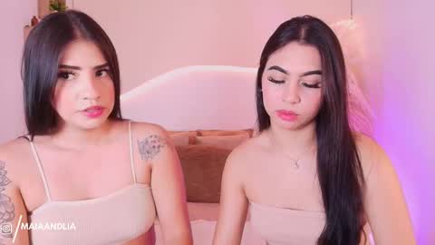 Snapshot of maia_lia_ chatting on September 10, 8:20 pm MAIA LIA online show from September 10, 8:20 pm