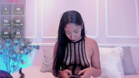 Maia online show from June 28, 5:41 pm