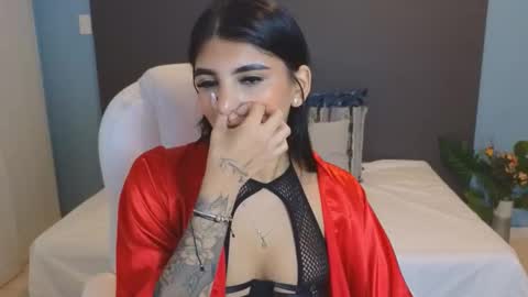 Maiaa Ruiz  online show from February 25, 4:31 pm