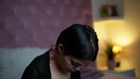  Maia  online show from October 14, 9:37 pm