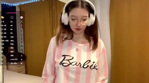 Elina online show from October 14, 9:10 am