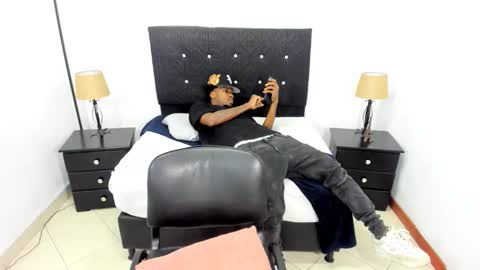 Snapshot of maikol_monstercock chatting on September 9, 3:50 am M A I K O L -- M O N S T E R C O C L online show from September 9, 3:50 am