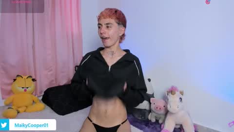 maiky_cooper01 online show from March 6, 10:39 pm