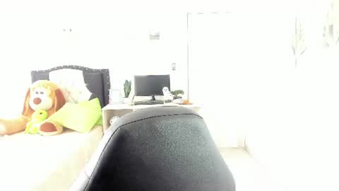 maily00 online show from July 6, 7:38 pm
