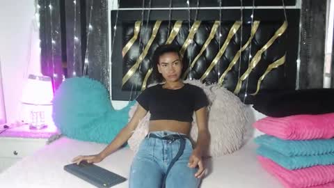 mailyn_gold online show from March 4, 11:49 am