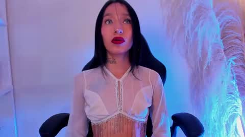Mailyn  online show from June 11, 12:03 pm
