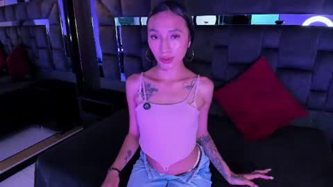 Mailyn  online show from July 29, 12:25 pm
