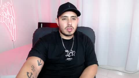 maison_xmed online show from March 30, 9:49 pm