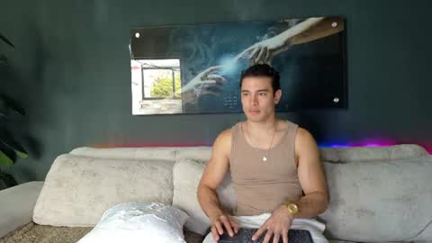 Snapshot of maisonbastian chatting on July 5, 2:57 pm Bastian Arslan online show from July 5, 2:57 pm