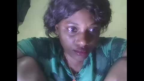 Snapshot of maissa687177 chatting on October 26, 1:39 pm maissa687177 online show from October 26, 1:39 pm