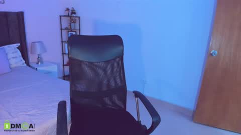 Snapshot of maite_kanes chatting on April 25, 5:54 am Maite online show from April 25, 5:54 am