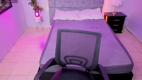 MAITE STONE1 online show from December 20, 3:24 am