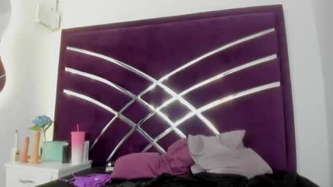 Snapshot of maiteht chatting on January 19, 3:53 pm maite online show from January 19, 3:53 pm