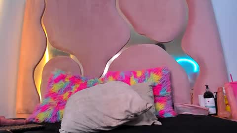 Snapshot of maiteht chatting on March 9, 5:06 pm maite online show from March 9, 5:06 pm