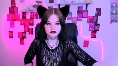 Snapshot of maja_beautiful chatting on May 25, 9:15 am your dream online show from May 25, 9:15 am