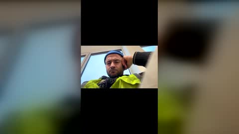 majest1k online show from January 9, 2:42 pm