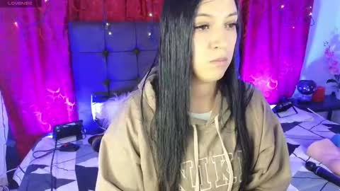 Celeste Bonet  online show from October 25, 12:02 pm