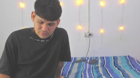 Shawna  Tom online show from February 23, 8:39 pm