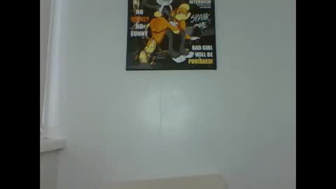 make_mesmile online show from October 13, 5:51 am