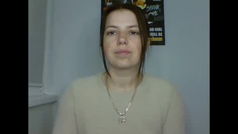 Snapshot of make_mesmile chatting on April 19, 6:10 pm make_mesmile online show from April 19, 6:10 pm