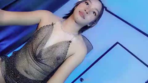 Reyn online show from March 26, 7:14 am