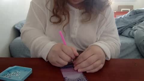 Snapshot of makemesquirt06 chatting on September 20, 6:53 pm makemesquirt06 online show from September 20, 6:53 pm