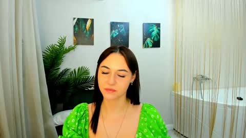 makeyouehappy online show from December 1, 12:21 pm