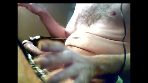 Snapshot of mako_satin8 chatting on December 12, 7:04 pm Mako the Latin lover online show from December 12, 7:04 pm