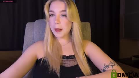 maksisisia online show from March 21, 3:37 pm