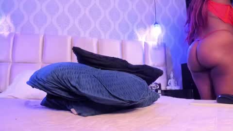 Snapshot of malaaiikaa chatting on January 30, 12:50 am malaaiikaa online show from January 30, 12:50 am