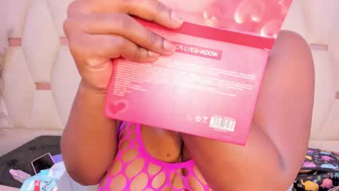 Snapshot of malaaiikaa chatting on February 27, 9:37 pm malaaiikaa online show from February 27, 9:37 pm