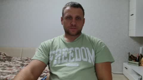 malchyshka online show from December 5, 1:28 pm