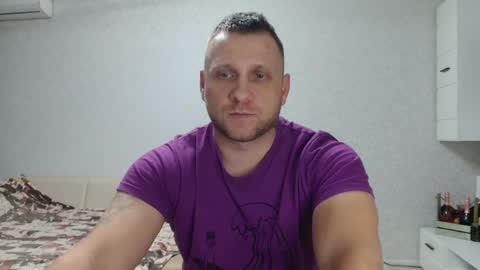 malchyshka online show from December 12, 3:48 pm