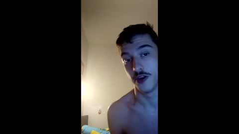 Snapshot of male20y chatting on March 10, 11:32 pm male20y online show from March 10, 11:32 pm