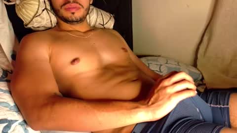 malekthick online show from February 26, 1:15 am