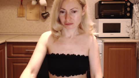 Malena online show from February 27, 9:37 pm