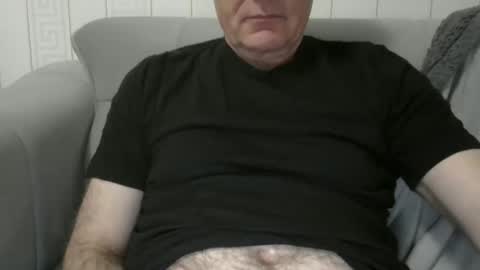 Snapshot of maletoytouse chatting on February 13, 5:53 pm maletoytouse online show from February 13, 5:53 pm