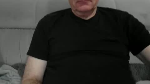 Snapshot of maletoytouse chatting on February 14, 6:48 pm maletoytouse online show from February 14, 6:48 pm