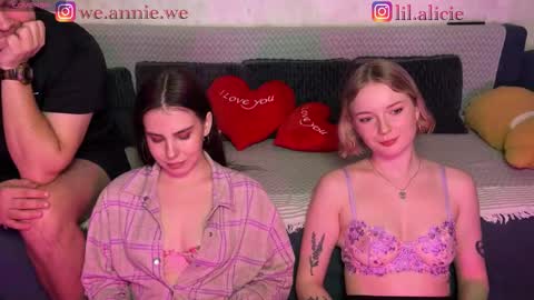 Snapshot of maliinka chatting on February 14, 8:05 pm Malinka online show from February 14, 8:05 pm