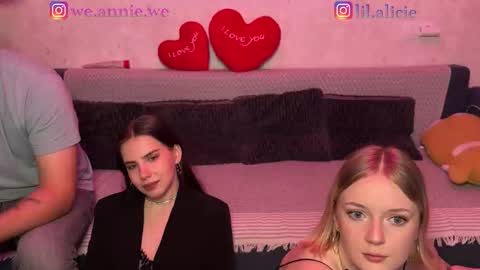 Snapshot of maliinka chatting on February 23, 8:17 pm Malinka online show from February 23, 8:17 pm