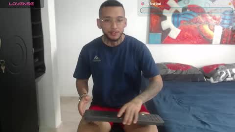 Snapshot of malikzzain chatting on October 28, 7:38 pm Zain Malik online show from October 28, 7:38 pm