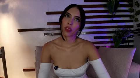 mallory_dietlinde online show from May 22, 2:30 am