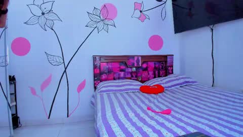 malori tempest online show from April 12, 2:49 am