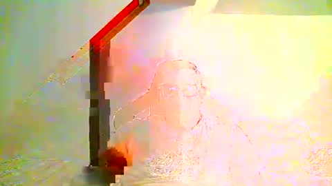 Snapshot of malou2927 chatting on February 2, 7:35 pm breton online show from February 2, 7:35 pm