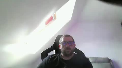 breton online show from November 2, 12:18 pm