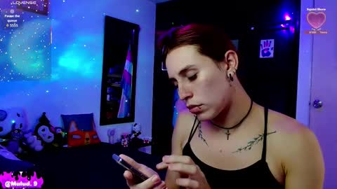 Snapshot of malud_09 chatting on February 13, 12:01 pm online show from February 13, 12:01 pm