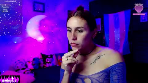 Snapshot of malud_09 chatting on February 23, 12:02 pm online show from February 23, 12:02 pm